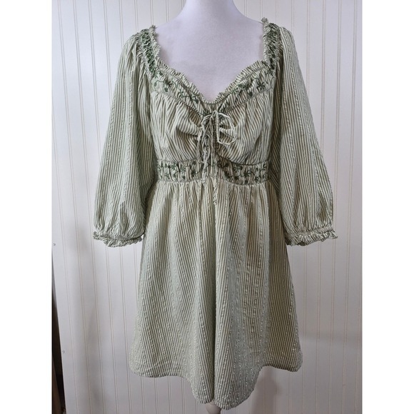 American Eagle Outfitters Dresses & Skirts - American Eagle Green Stripe Embroidered Cottagecore Puff Sleeve Mini Dress Large